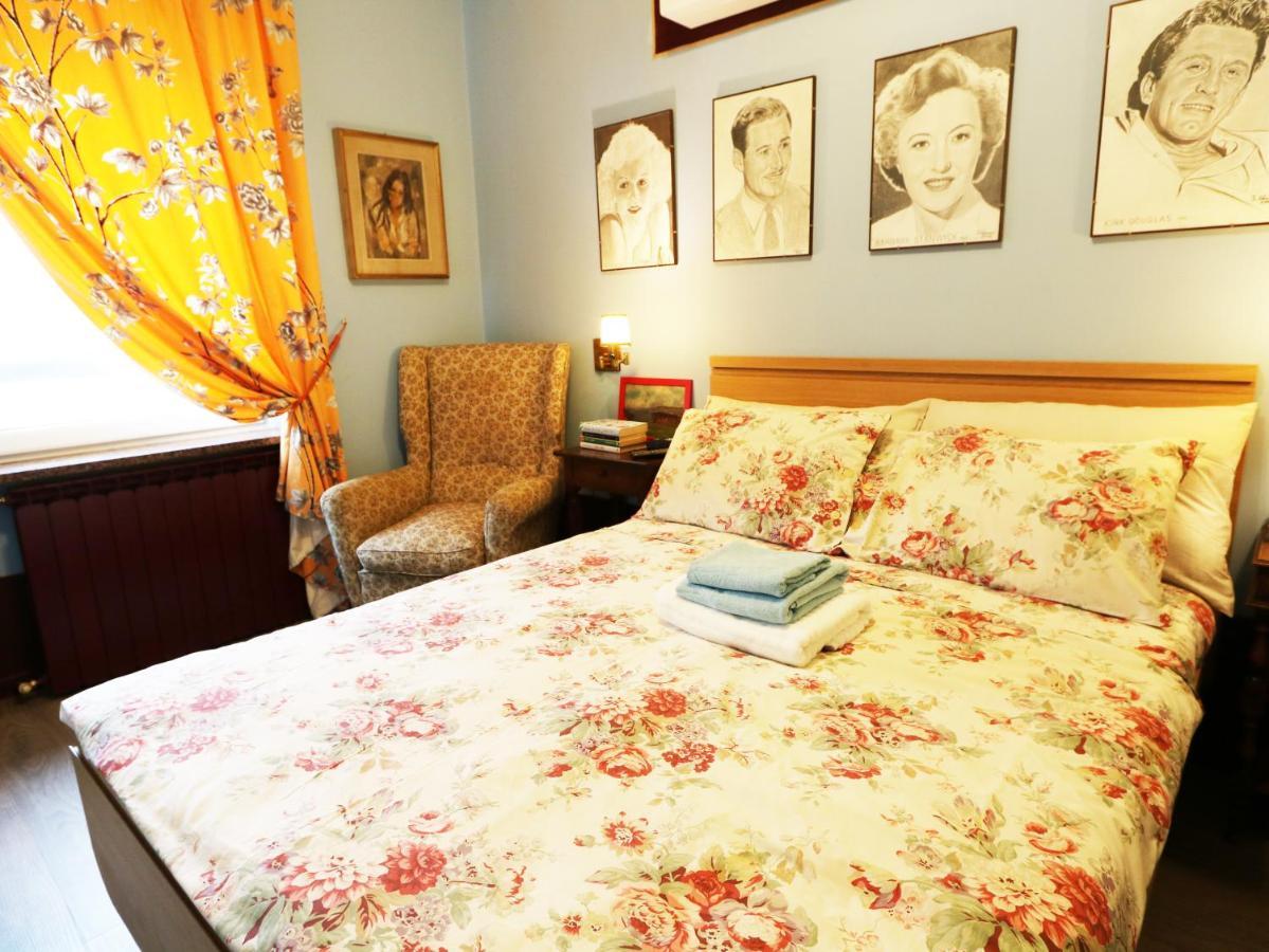 Grand Hostel Coconut Милано Екстериор снимка